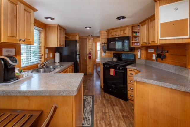 Sheltered Nook On Tillamook Bay Bay City Exterior photo