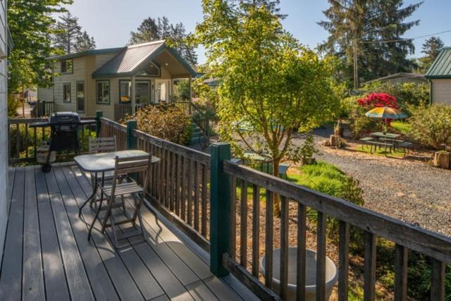 Sheltered Nook On Tillamook Bay Bay City Exterior photo