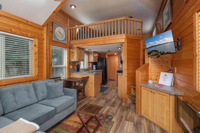Sheltered Nook On Tillamook Bay Bay City Exterior photo