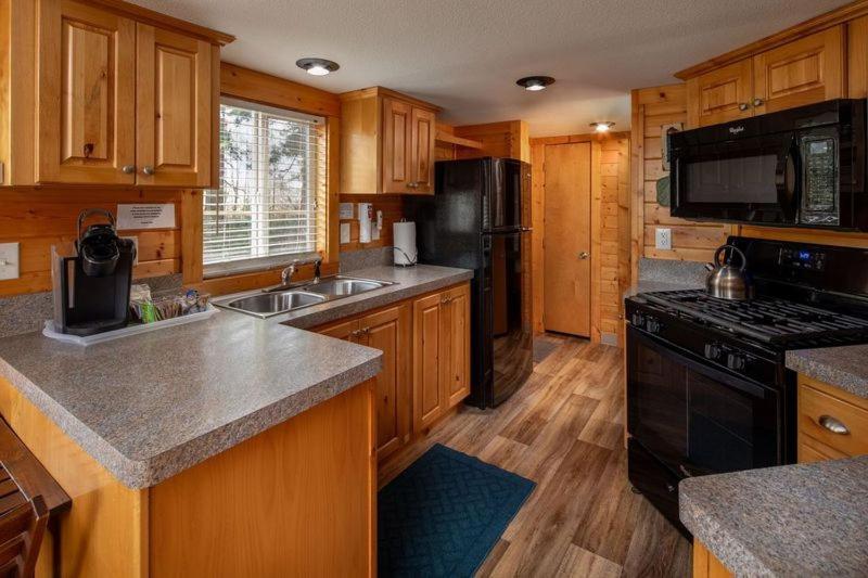 Sheltered Nook On Tillamook Bay Bay City Exterior photo