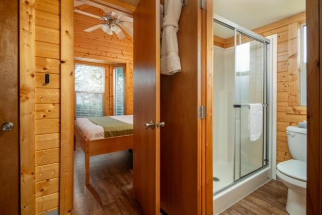 Sheltered Nook On Tillamook Bay Bay City Exterior photo