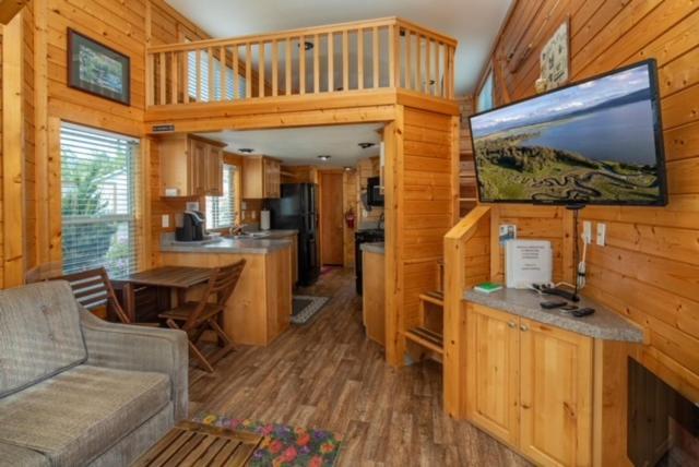 Sheltered Nook On Tillamook Bay Bay City Exterior photo